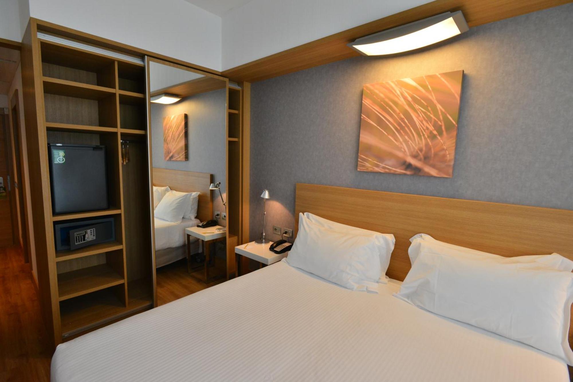 King Room Mobility Accessible