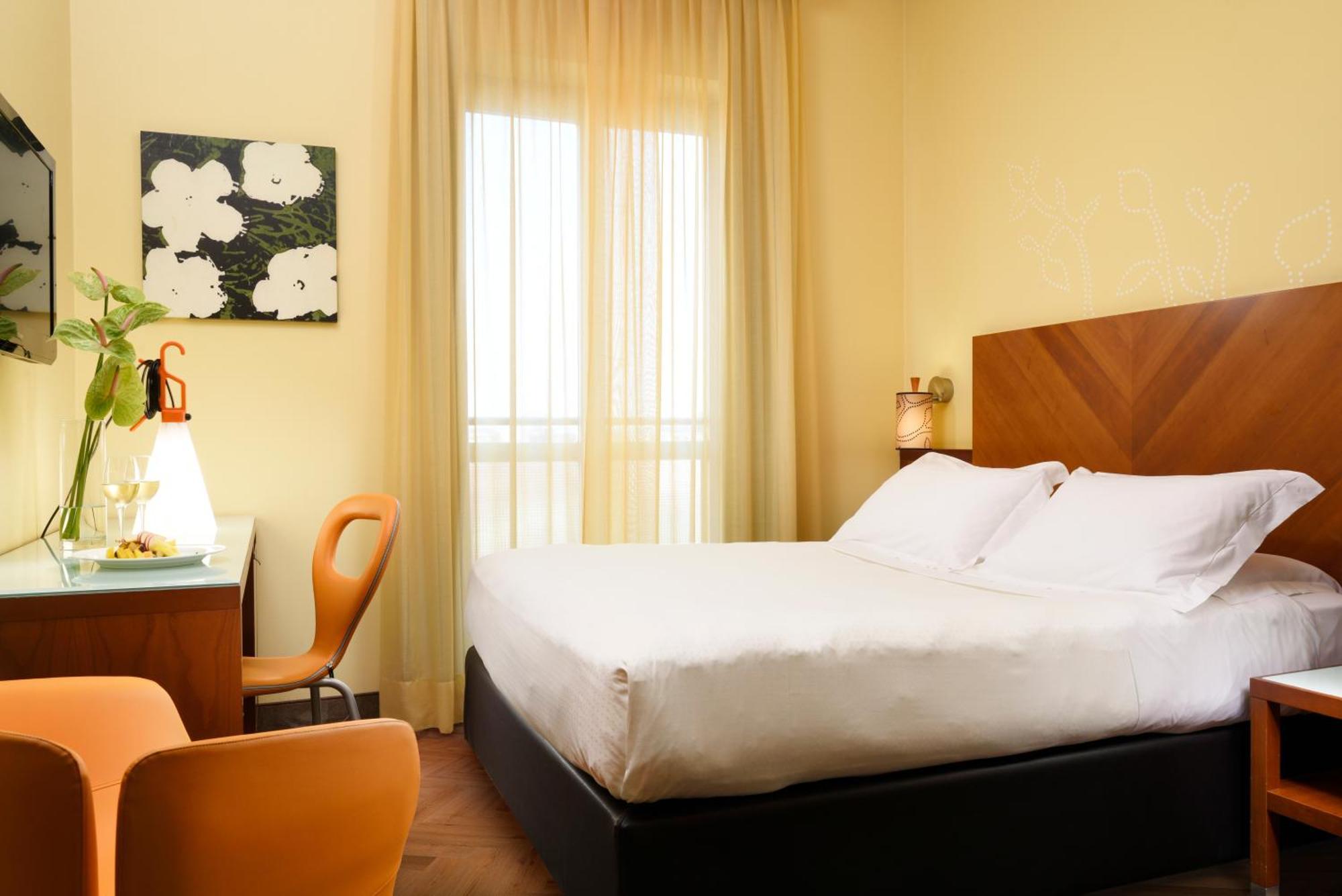 Classic Double Room,1547814064:JPEG