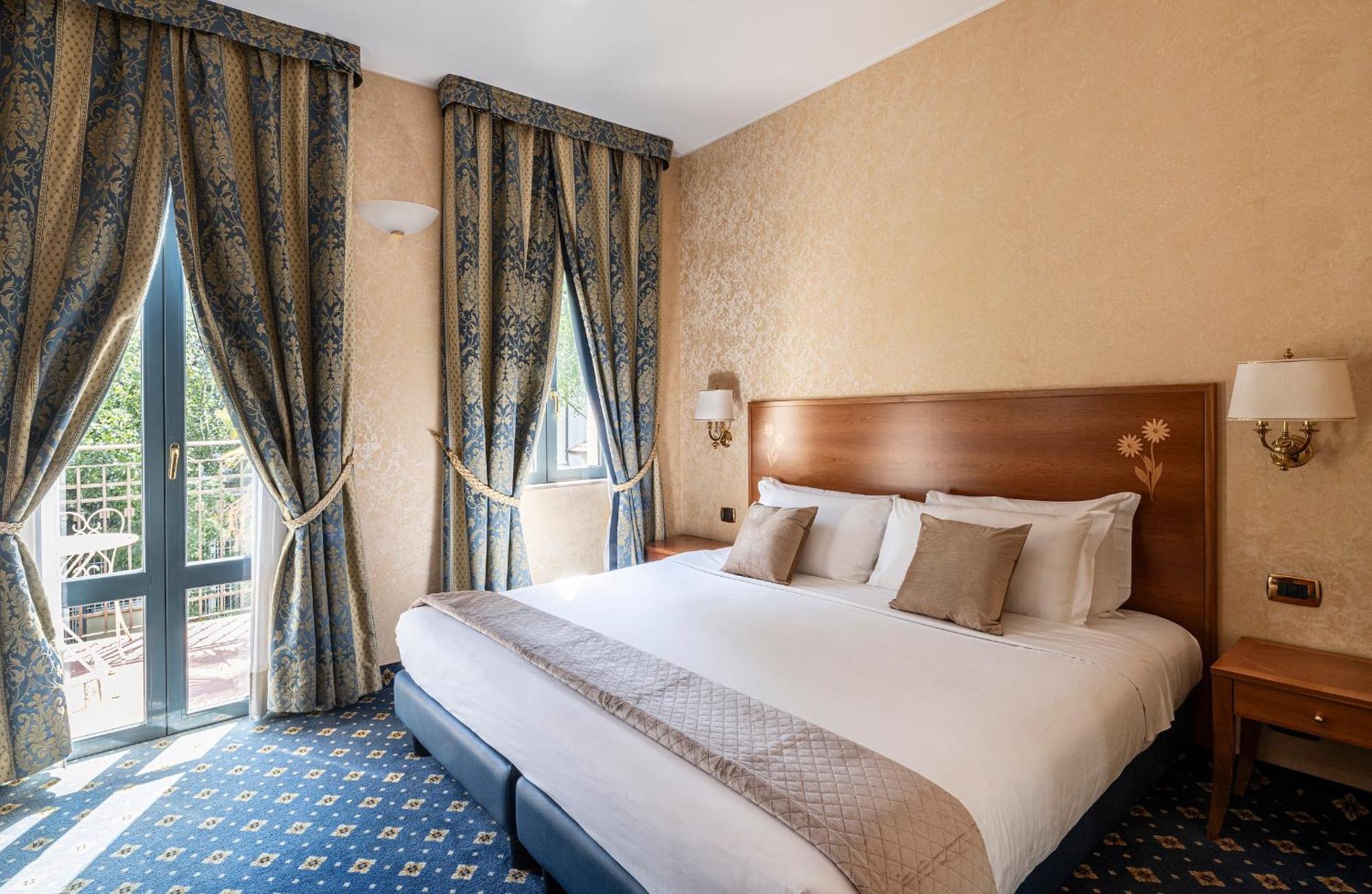 Chambre Lit King-Size avec Balcon