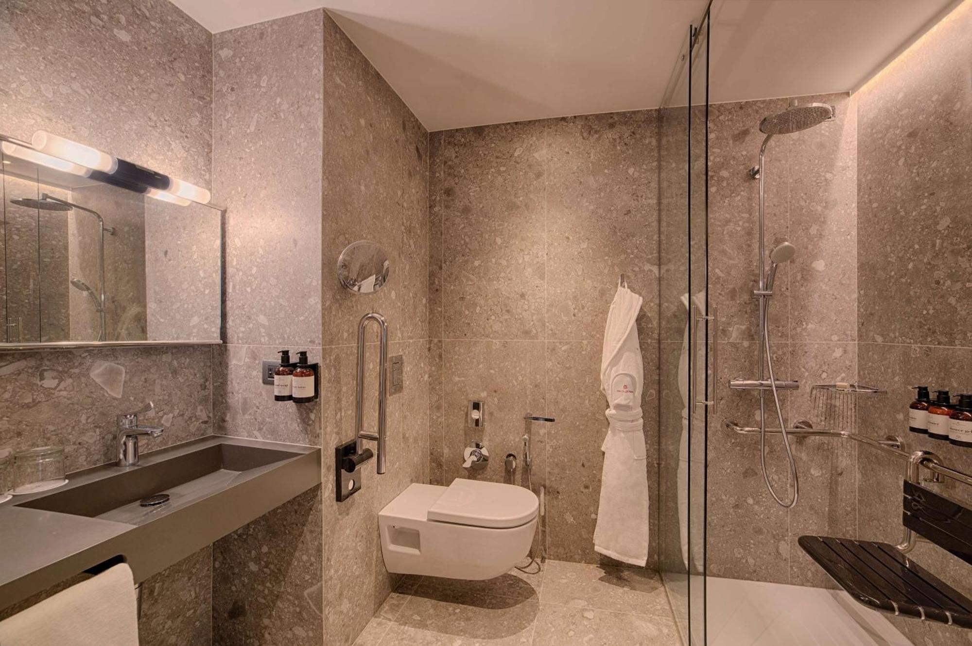 Premium Double or Twin Room City View