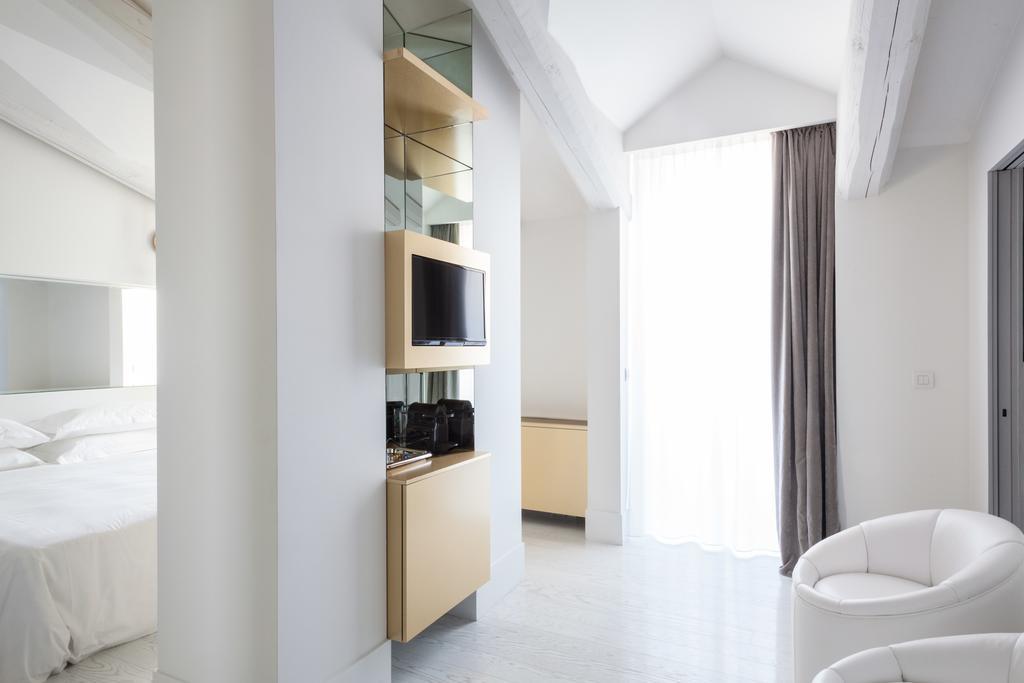 Suite Junior avec Terrasse - Vue sur Ville