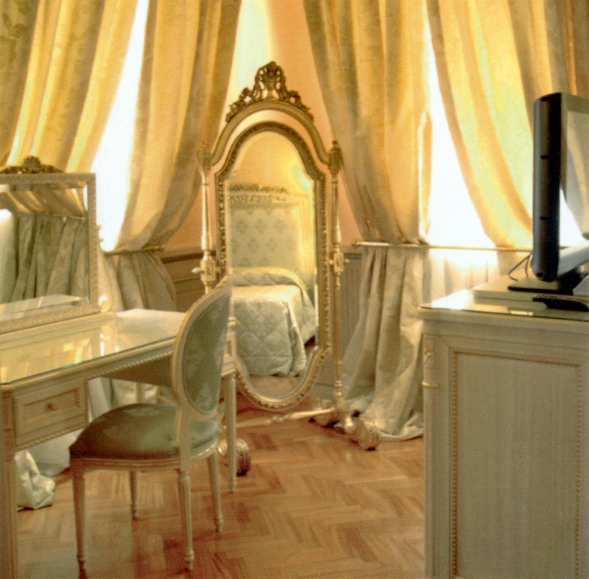 Deluxe Suite,682309926:JPEG