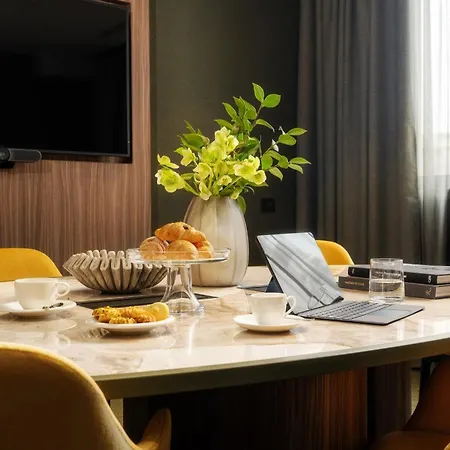 Crowne Plaza Milan City By Ihg-2